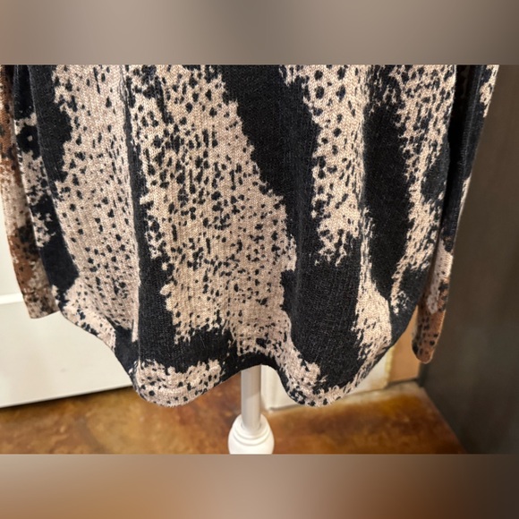 NIC + ZOE | Lightweight Cowl Neck Sweater | Black, Tan and Brown - Picture 5 of 8